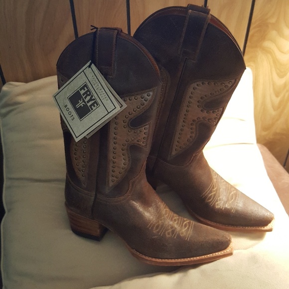 frye daisy duke cowboy boots